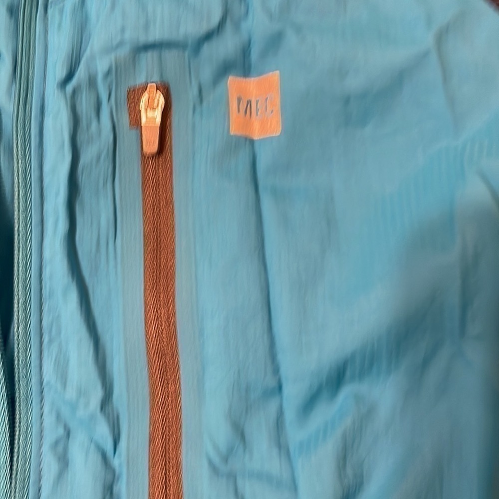 MEC Light Jacket Blue Size Large - Picture 2 of 8